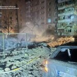 Russians struck a multi-story building's courtyard in Zaporizhzhia: over 100 apartments and 20 cars damaged