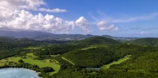 Thousands of travelers stranded as US strikes on Venezuela push airlines out of Caribbean airspace