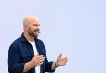 Meta’s Reality Labs chief is calling the ‘most important’ meeting of the year, urging employees to show up in person