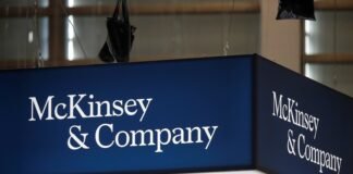 McKinsey CEO Bob Sternfels says AI is changing how the firm views the perfect job candidate