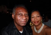 I moved away from my family in my 30s. When I called crying, my dad dropped everything and came to see me.