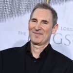 Amazon staff cope with looming layoffs by roasting Jeff Bezos’ ‘2-pizza rule’