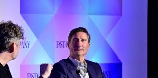 Why Starbucks is letting Brian Niccol use the company plane for more personal travel