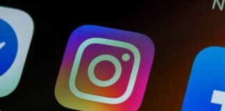Meta is cloning Snapchat again with a new app called Instants
