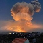 US launches series of airstrikes on dozens of Islamic State targets in Syria