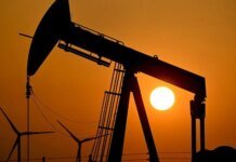 Oil prices fall amid preparations for US-Iran talks in Oman