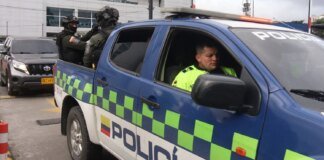 Senator's motorcade attacked in Colombia: guards killed