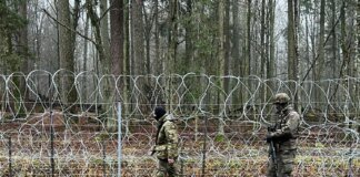 Poland to extend buffer zone on border with Belarus for 3 months