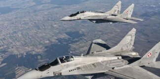 Poland scrambled fighter jets and put air defense systems on alert due to massive shelling of Ukraine