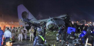 Bolivian authorities are urgently destroying millions of banknotes after a military plane crash in El Alto