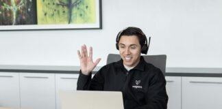 How to succeed in customer support: Tips & tools