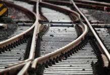 Russia continues attacks on logistics – after a ship and a station, it hit a train with a drone, injuring railway workers