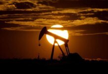 Analysts predict a possible rise in oil prices to $215 per barrel