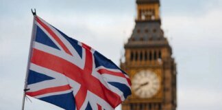 UK 'discussing options' to help secure Strait of Hormuz