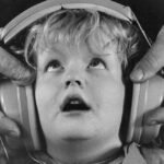 I tried Apple’s noise-canceling AirPods 4 for the first time. I felt like a scared Victorian child.