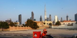 Missile Attacks Are Overwhelming the Gulf. Delivery Drivers Are Still on the Roads