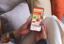 Amazon launches one-hour delivery in hundreds of US cities