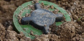 In Sumy region, a 17-year-old boy was injured by a mine and is in critical condition