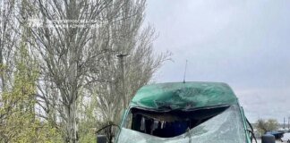 Enemy struck a regular minibus in Nikopol district – 4 wounded, including a child