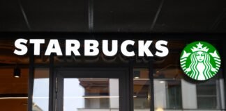 Starbucks is making big changes to how staff get paid. Read the memo.