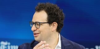 VCs are flooding Anthropic with offers to invest at up to an $800 billion valuation