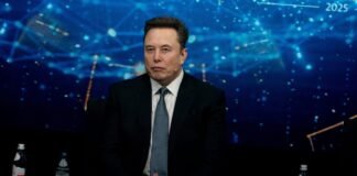 Delta won’t use Starlink. Elon Musk is not happy.