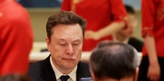 Elon Musk says he’s personally reviewing job applications as SpaceX ramps up hiring